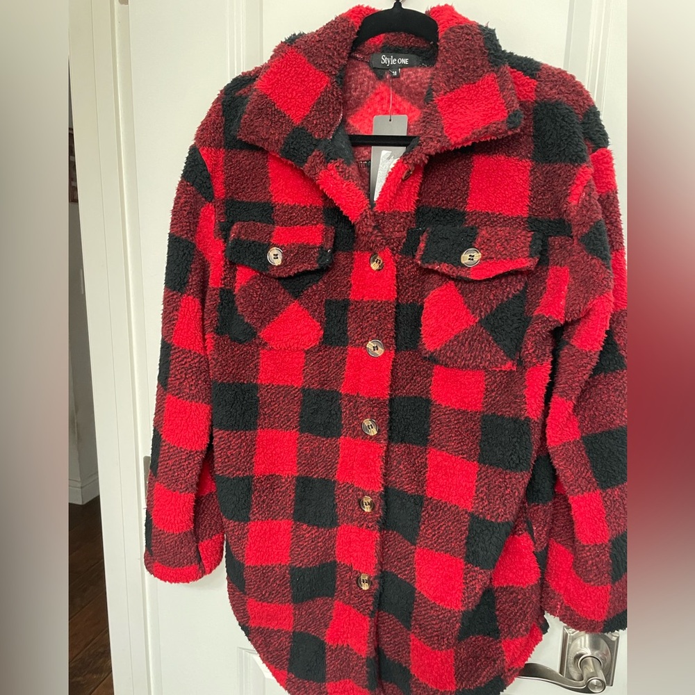 NWT Red Buffalo plaid shacket
